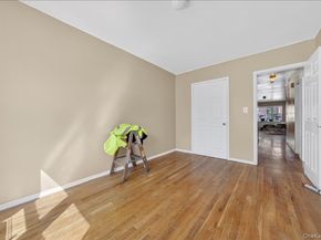 850 E 214th Street, Bronx NY 10467