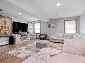 10 Basswood Place, Melville NY 11747