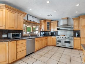 10 Basswood Place, Melville NY 11747