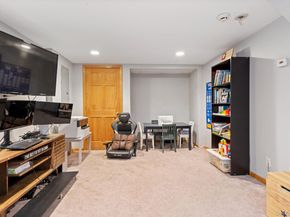 10 Basswood Place, Melville NY 11747