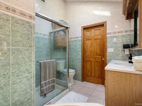 10 Basswood Place, Melville NY 11747