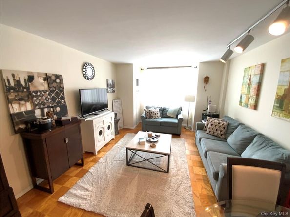 26910 Grand Central Parkway 10J, Floral Park NY 11005