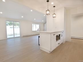 15 Spurwoods Lane, Farmingville NY 11738