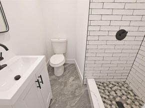 15 Spurwoods Lane, Farmingville NY 11738