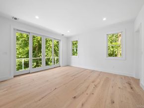 37 Peconic Bay, Southampton NY 11968