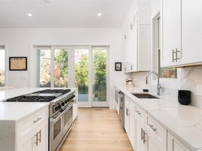 37 Peconic Bay, Southampton NY 11968