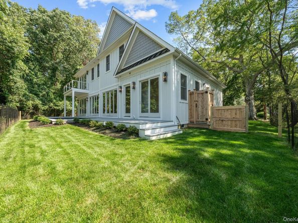 37 Peconic Bay, Southampton NY 11968