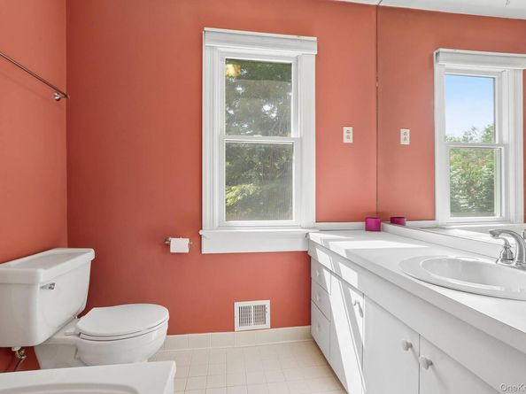 28 Plain View Drive, Wading River NY 11792