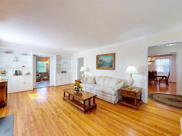 32 Biltmore Avenue, Yonkers NY 10710