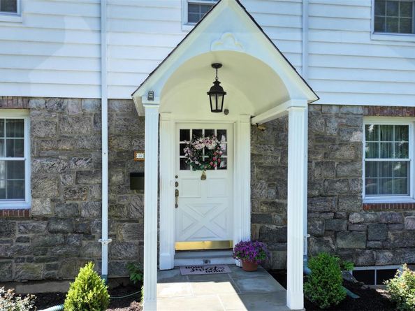 32 Biltmore Avenue, Yonkers NY 10710