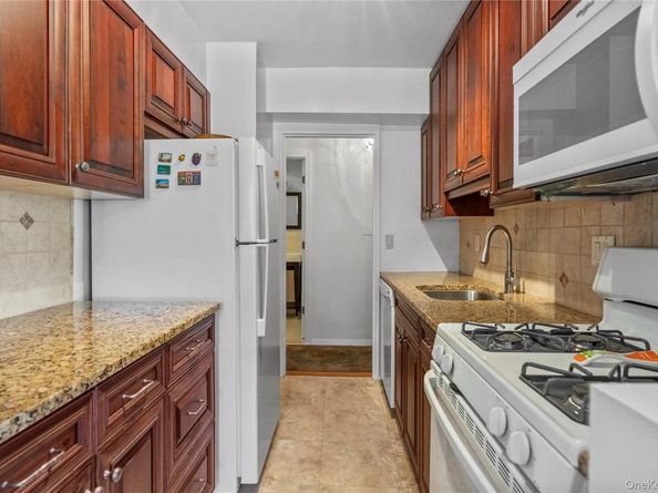 80 E Hartsdale Avenue 607, Hartsdale NY 10530