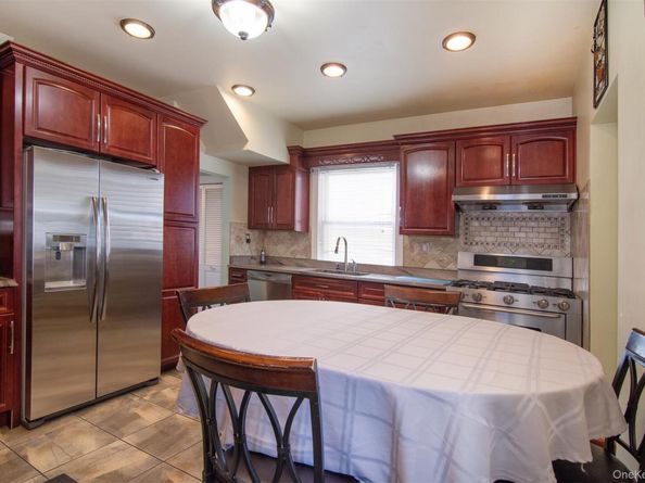 17 Lake Avenue, Yonkers NY 10703