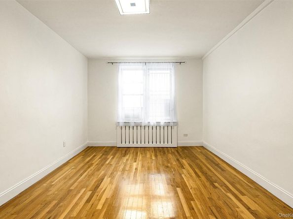 104-20 68th Drive B21, Forest Hills NY 11375