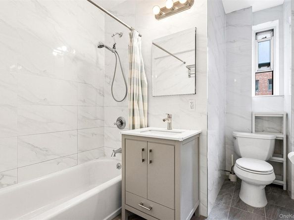 104-20 68th Drive B21, Forest Hills NY 11375