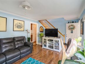 86 Ackerly Lane, Ronkonkoma NY 11779
