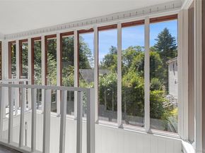 6 Brookside Drive, Yorktown Heights NY 10598