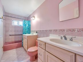 196 Haypath Road, Old Bethpage NY 11804