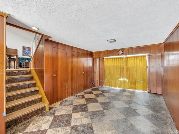 196 Haypath Road, Old Bethpage NY 11804