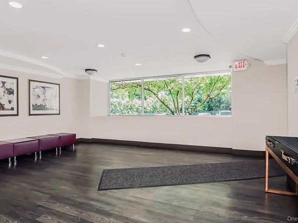 1 Balint Drive 366, Yonkers NY 10710