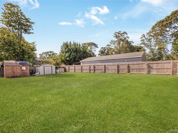 15 Brook Street, Sayville NY 11782