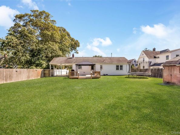 15 Brook Street, Sayville NY 11782