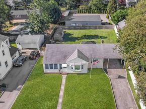15 Brook Street, Sayville NY 11782