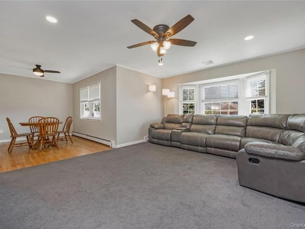 15 Brook Street, Sayville NY 11782