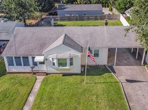 15 Brook Street, Sayville NY 11782
