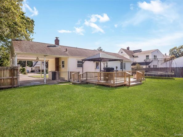 15 Brook Street, Sayville NY 11782