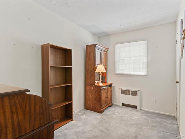 530 N Oak Street, Massapequa NY 11758