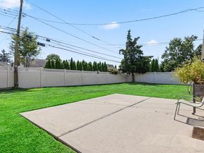 530 N Oak Street, Massapequa NY 11758