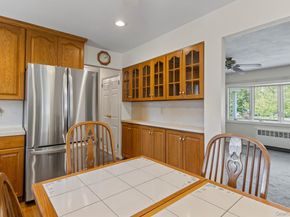 530 N Oak Street, Massapequa NY 11758