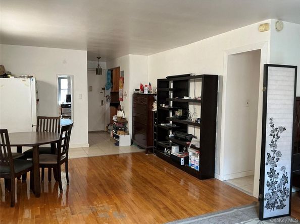 99-11 60 Ave 3A, Corona NY 11368