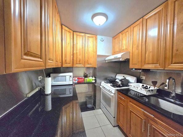 99-11 60 Ave 3A, Corona NY 11368