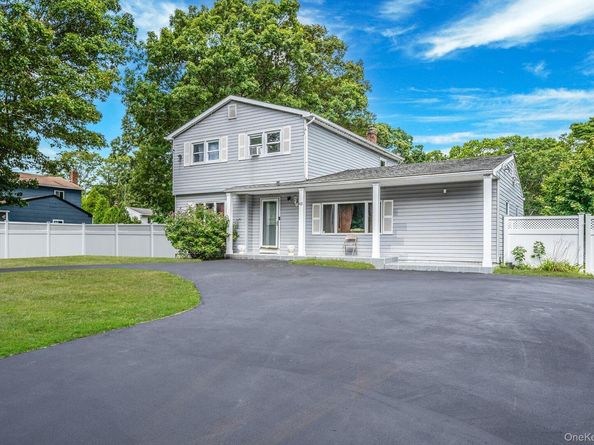 43 Hampton Avenue, Mastic NY 11950