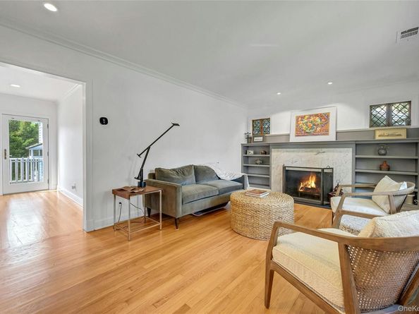 7 Senate Place, Larchmont NY 10538
