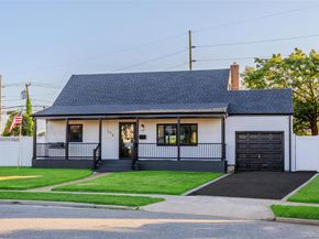 598 N Suffolk Avenue, Massapequa NY 11758
