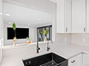 598 N Suffolk Avenue, Massapequa NY 11758