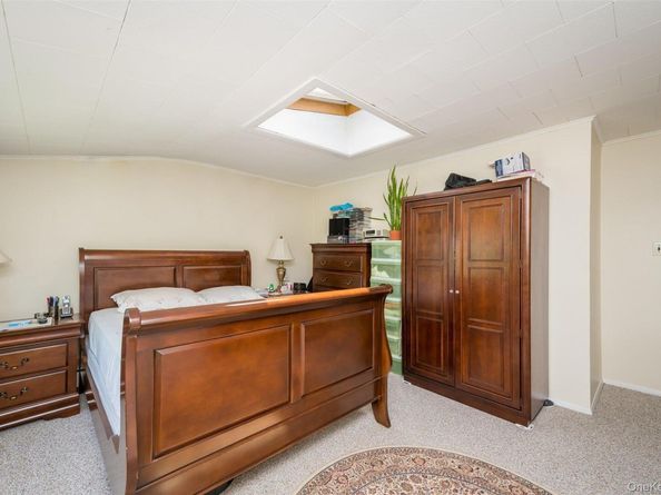 4 Jordan Lane, Hicksville NY 11801