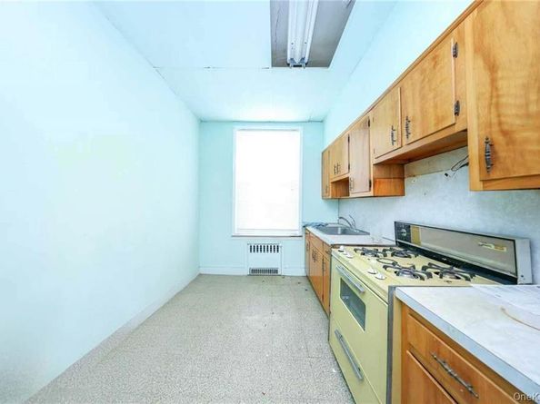 1964 67th Street, Brooklyn NY 11204
