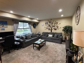 186 Lake Pointe Circle 186, Middle Island NY 11953