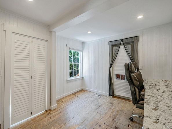 1 Springville Circle, Hampton Bays NY 11946