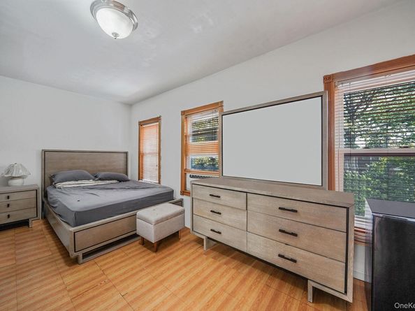 91-26 110th Street, Richmond Hill NY 11418