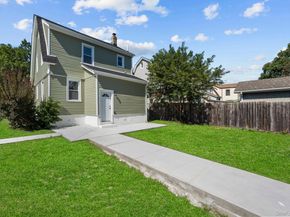 17502 111th Avenue, Saint Albans NY 11433