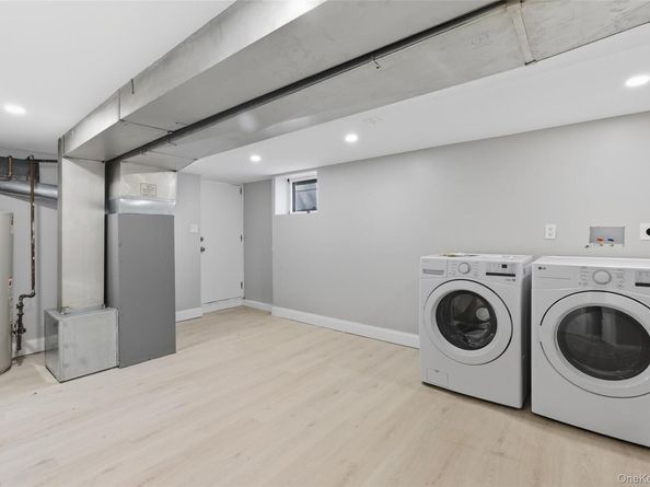 792 Glendale Road, West Babylon NY 11735