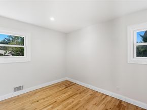 792 Glendale Road, West Babylon NY 11735