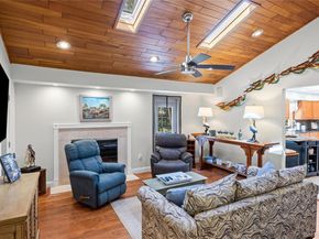 3 Five Acre Court, Smithtown NY 11787