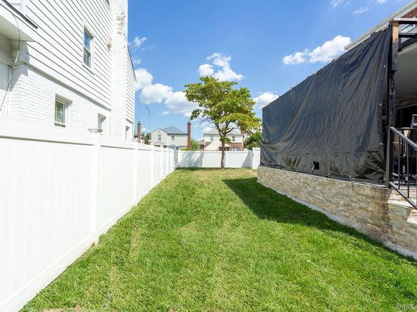 186-35 80th Drive, Jamaica Estates NY 11432