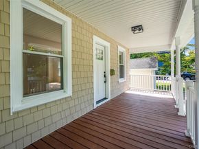 324 Tuxedo Place, Hawthorne NY 10532