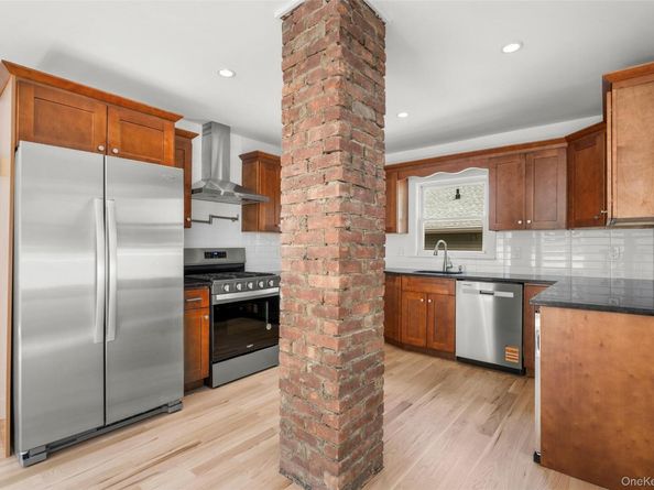 324 Tuxedo Place, Hawthorne NY 10532